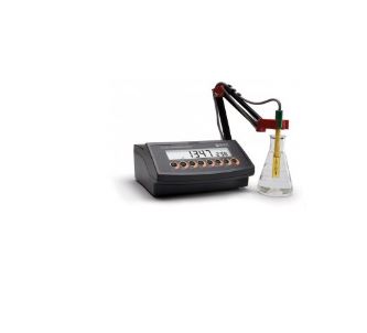 Hi-2300 Conductivity, TDS, NaCl and Temperature Meter