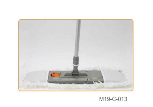 ไม้ถูพื้นด้ามพลาสติก Flat mop with plastic plate m19-C-013