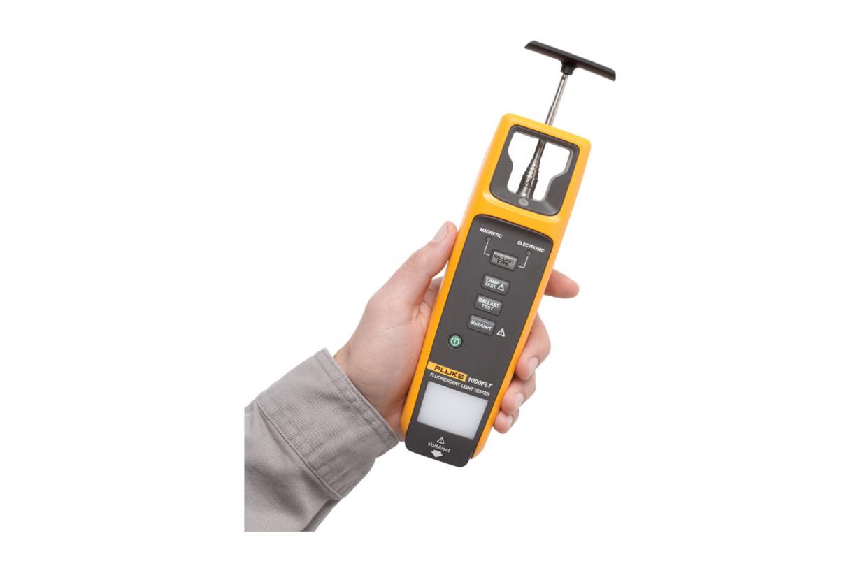 เครื่องมือทดสอบไฟฟ้า Fluke T+PRO Canada Electrical Tester