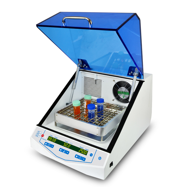 เครื่องเขย่าสารชนิดควบคุมอุณหภูมิขนาดเล็ก miulab รุ่น es-60c