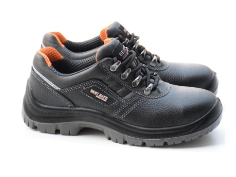 Safety shoes model pro plus