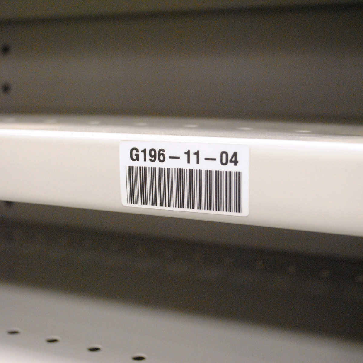 ลาเบลแรงยึดเกาะสูง Brady high adhesion polyester labels bulk